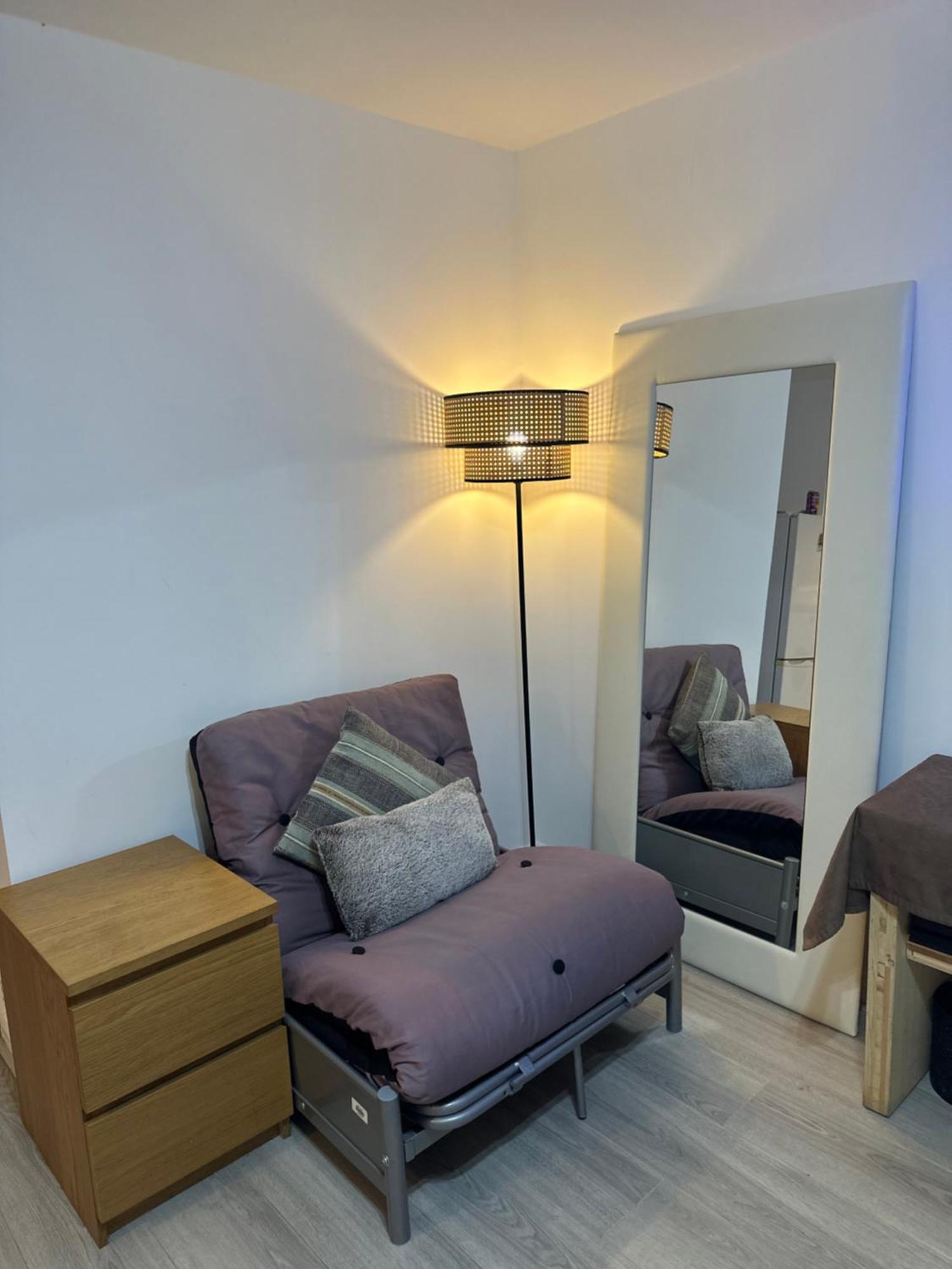 Stylish Studio Flat - Watford Junction - Harry Potter Buitenkant foto